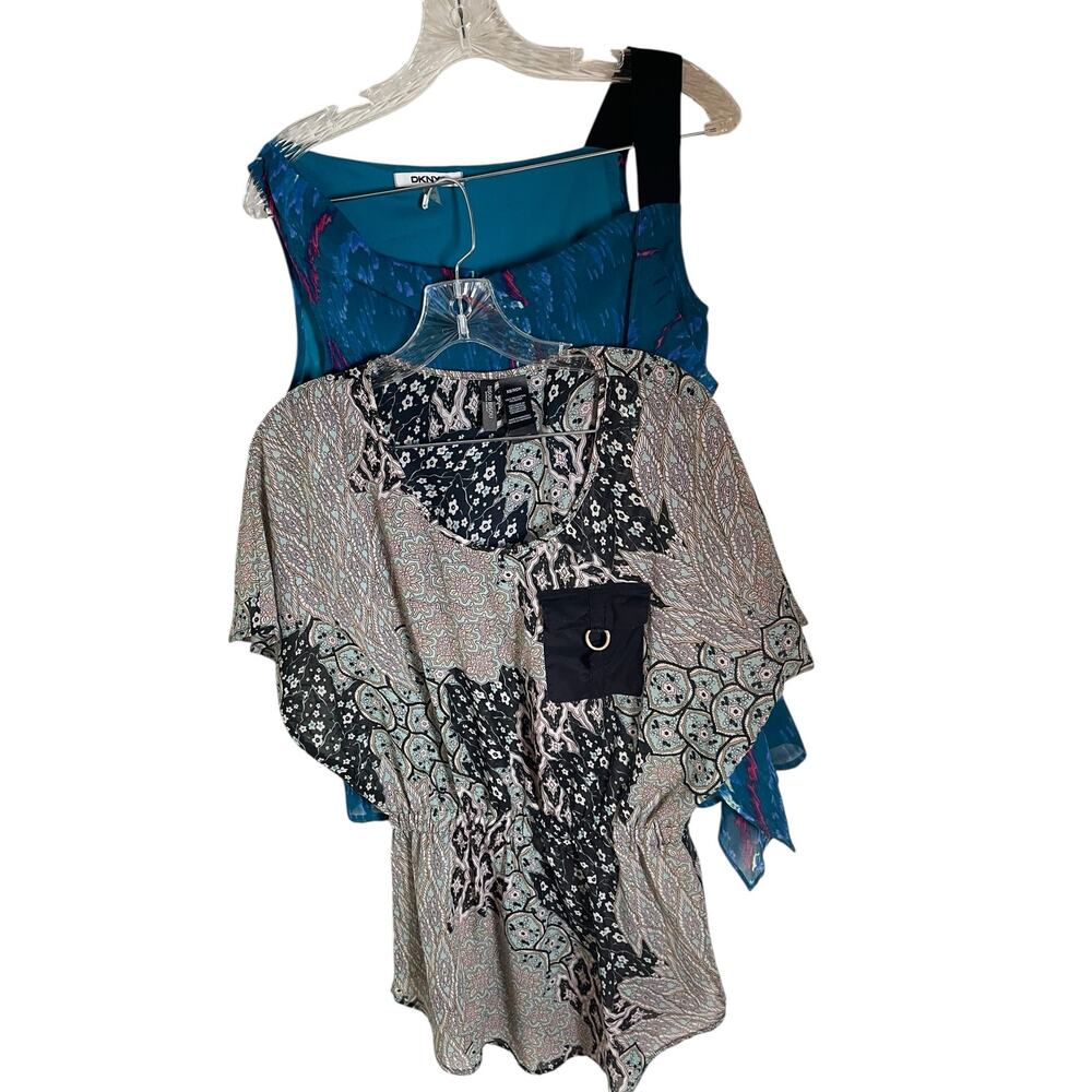 Bundle of Two Women Tops Size XS Bisou Bisou & DKNYC